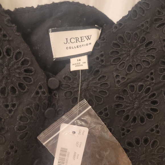 NWT Eyelet knit top - Picture 5 of 5